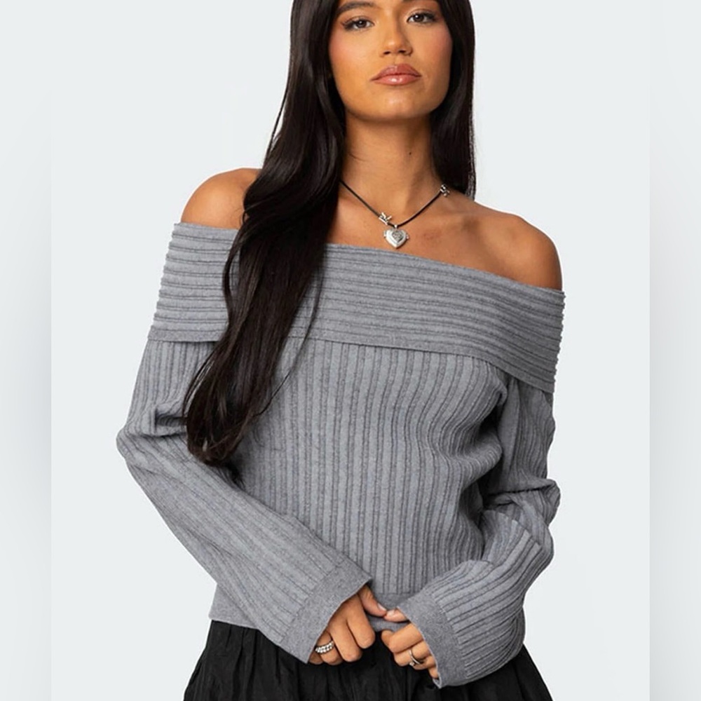 EDIKTED Brandy Off the Shoulder Rib Sweater